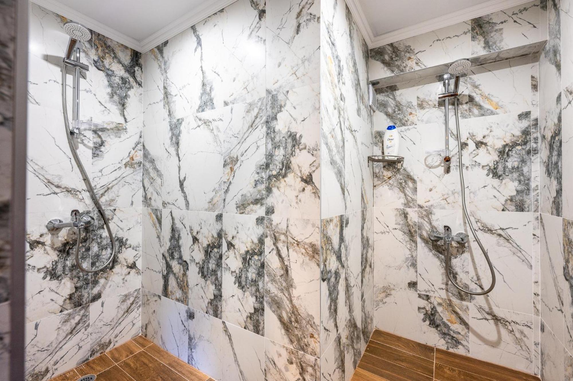 Beluga Guest House Velingrad Esterno foto